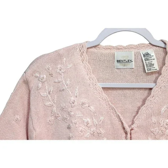 Vintage Cardigan Sweater Size L. Pink Embroidered Beaded Floral Knit - Picture 7 of 13